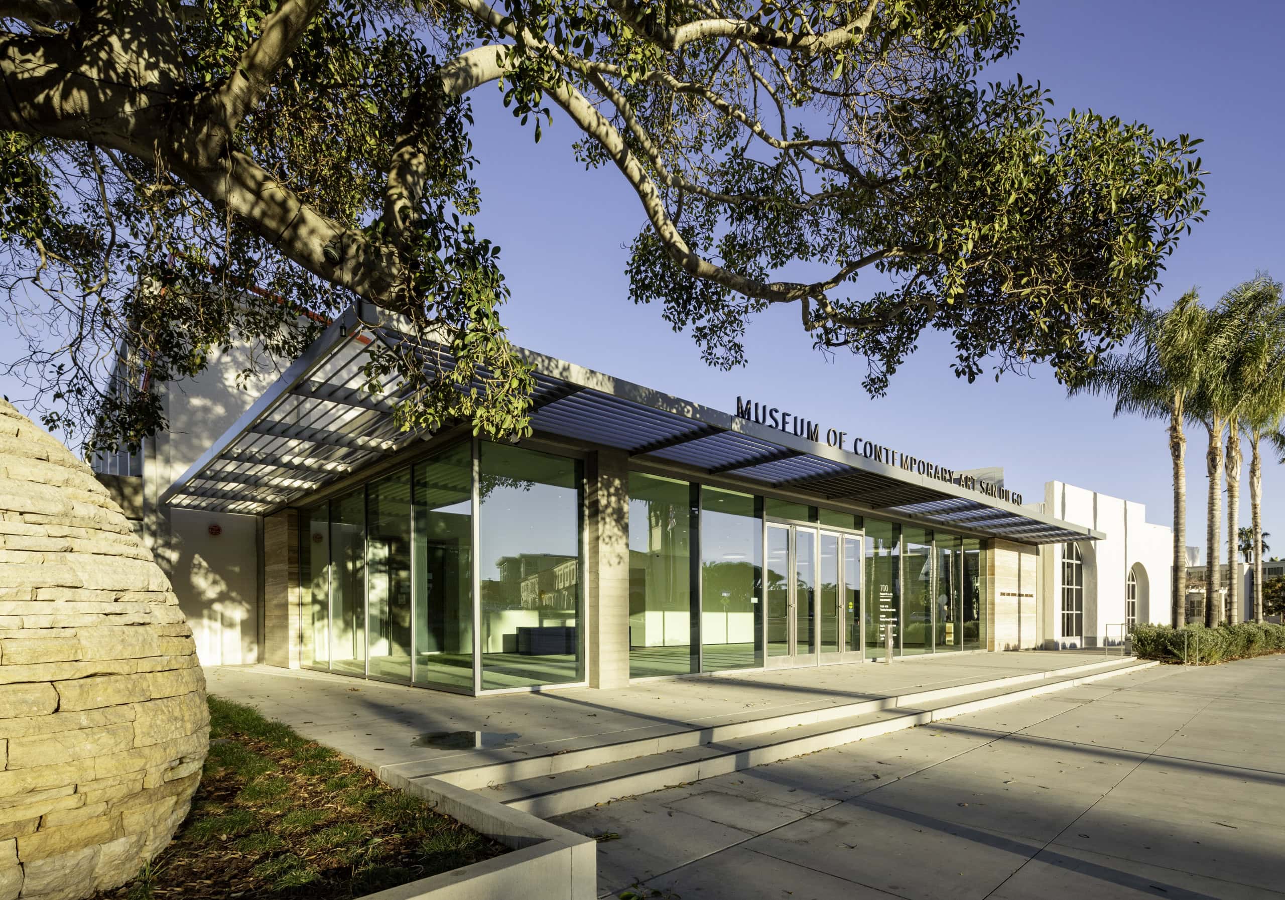 Museum of Contemporary Art San Diego — Institutional